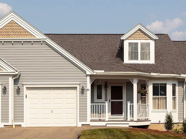 11-11 Autumn Dr #D, Hudson, MA 01749