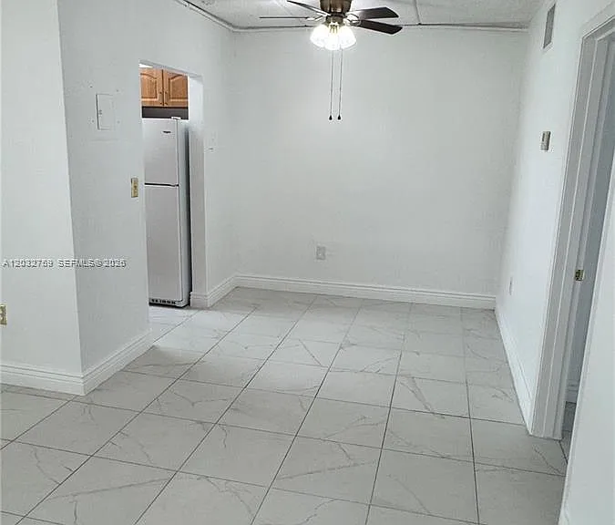 1154 W 35th St #102 — Photo 5