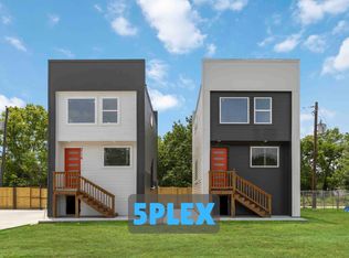 2108 Des Chaumes St, Houston, TX 77026