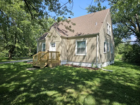 7549 Colorado St, Merrillville, IN 46410