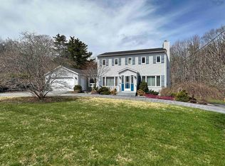 46 Old Falls Rd, Queens, NS B0J1H0