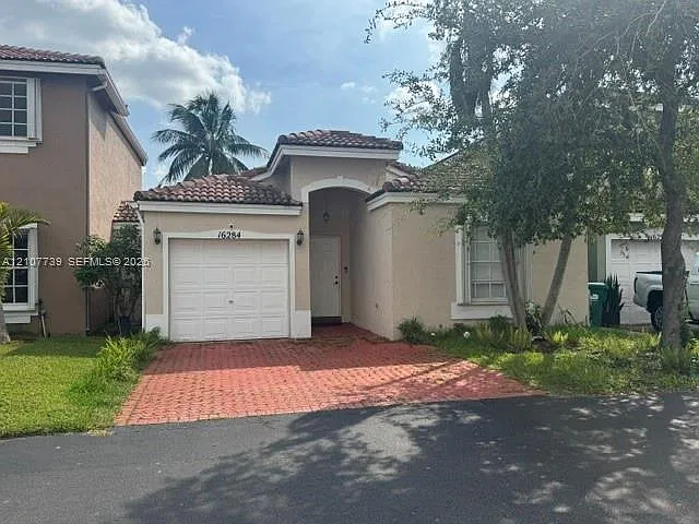 16284 SW 100th Ter