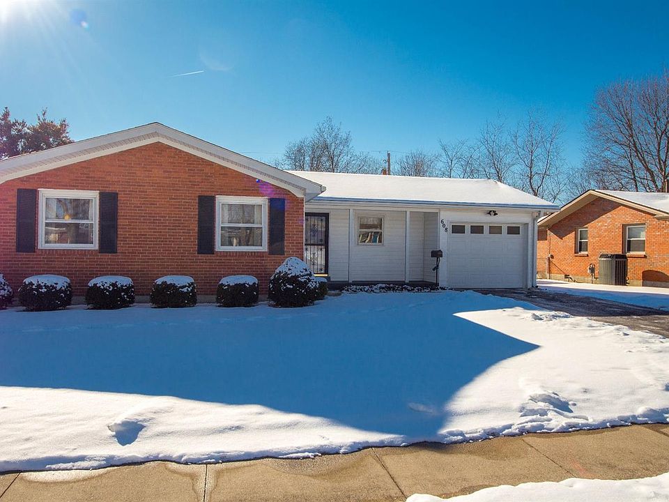 1st image of 608 Dartmoor Dr