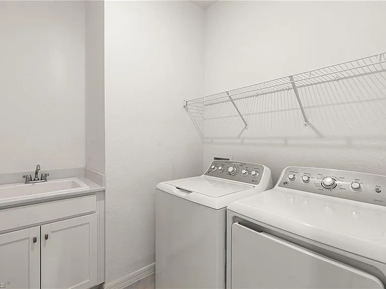 2525 Kona Way — Photo 21