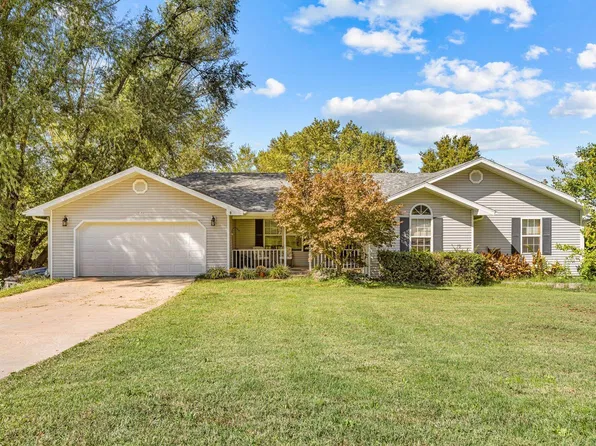 541 N Dill Street, Marshfield, MO 65706