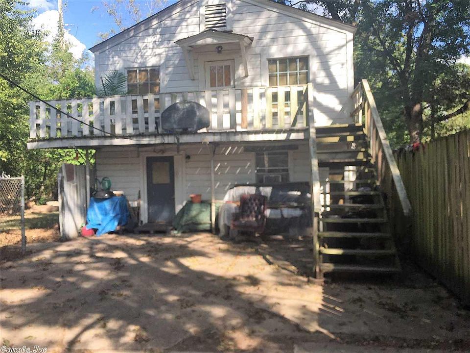 2nd image of 3316 County Ave