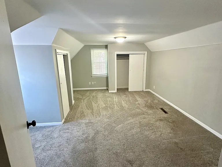 2092 Anderson Rd — Photo 8