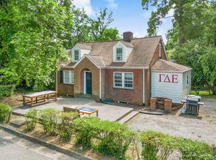 121 Shamrock Rd, Charlottesville, VA 22903