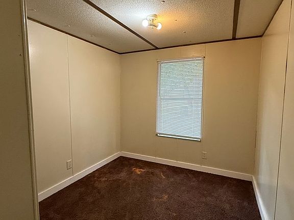 4th image of 3785 Arnall Dr #1
