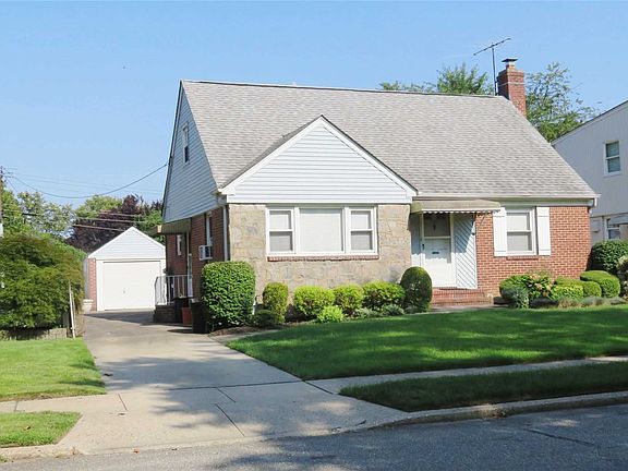 5th image of 179 Primrose Dr