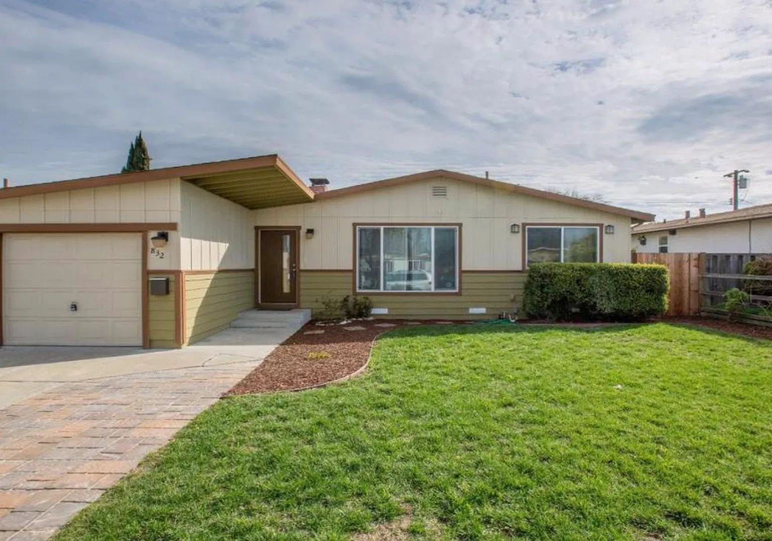 832 San Rafael Street — Photo 1