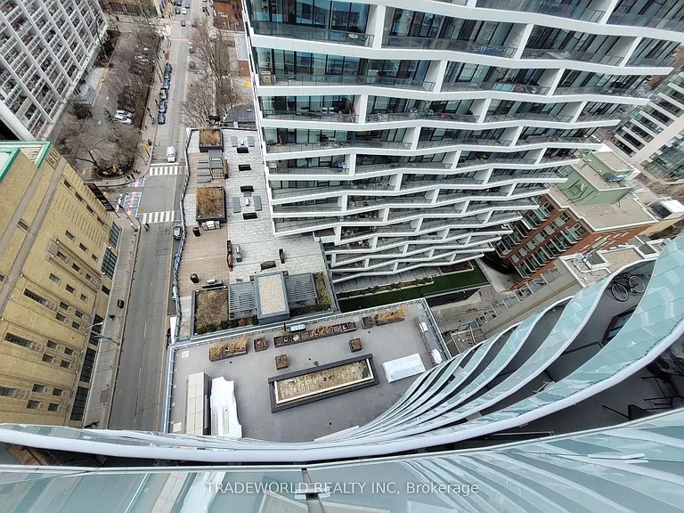 403 Church St #1806 — Photo 13