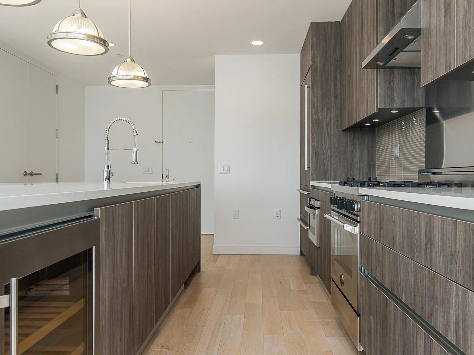 JC Apartments — Photo 4
