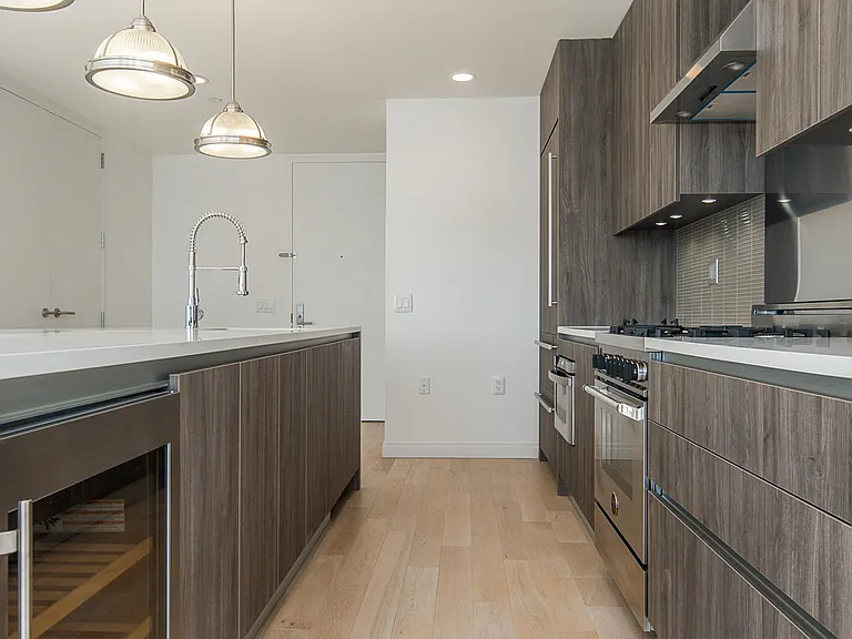 JC Apartments — Photo 4