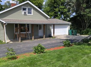 8106 Harlem Rd, Caledonia, IL 61011