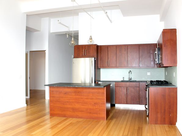 365 Bridge St APT 21B
