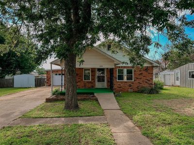 309 N Spencer Ave, Hinton, OK, 73047