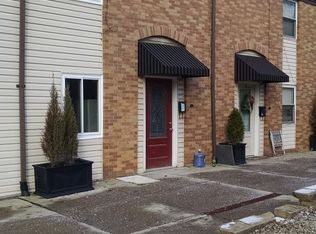 320 Bank St APT C, Sewickley, PA