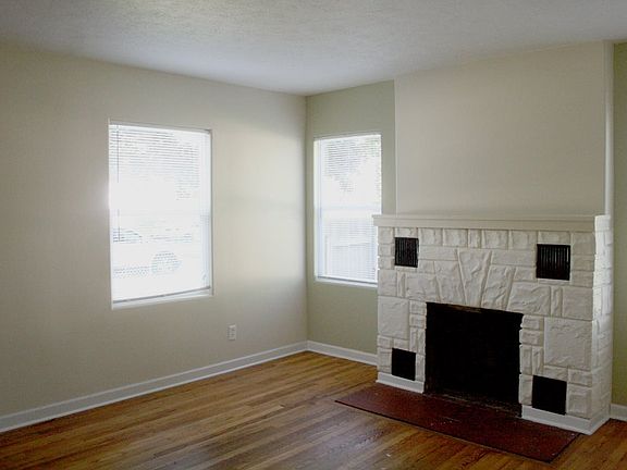 2nd image of 537 Capitol Blvd