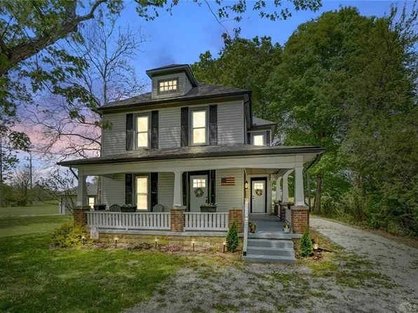 9937 N Hardin Rd, Piqua, OH 45356