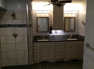 319 Whispering Woods Dr, Saint Peters, MO 63304