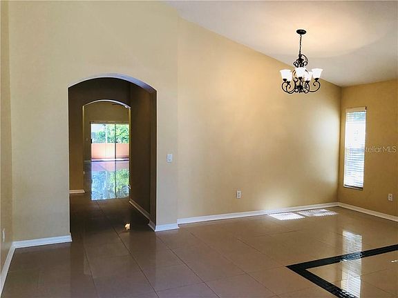 4th image of 8510 Berch Hallow Ct
