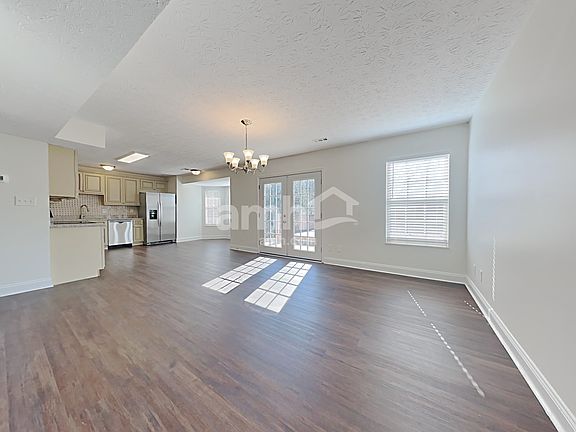 4th image of 7125 Ghiradelli Rd