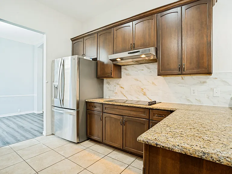 5905 Sandalwood Dr — Photo 8