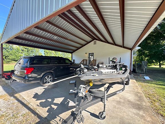 3rd image of 232 Persimmon Mill Rd