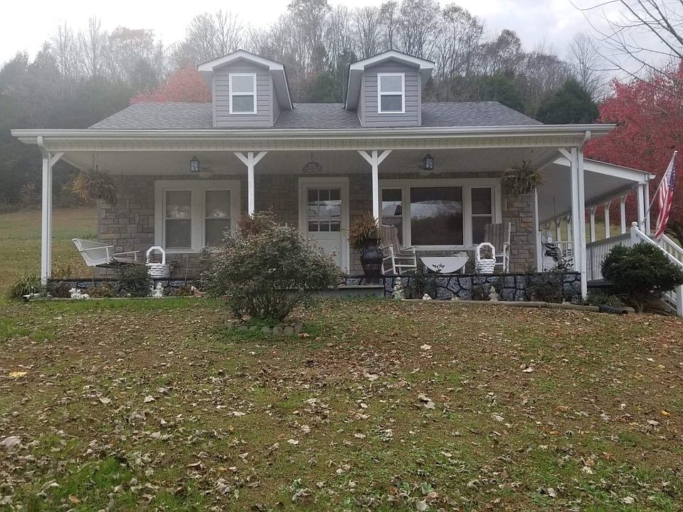 1st image of 160 Brush Creek Cir