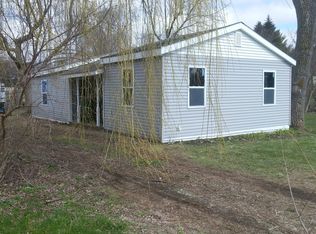 120 Argyle St, Howell, MI 48843