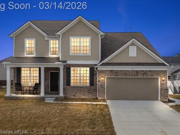 49499 Hummel Dr, Macomb, MI 48044