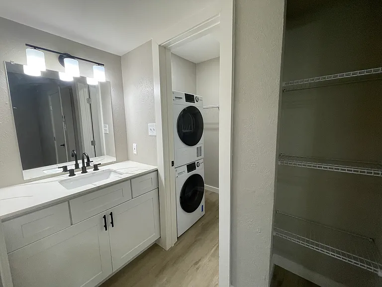 4400 1/2 Avenue A #209 — Photo 6