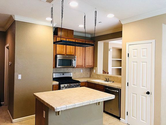 3rd image of 2030 Sierra View Cir Unit 2