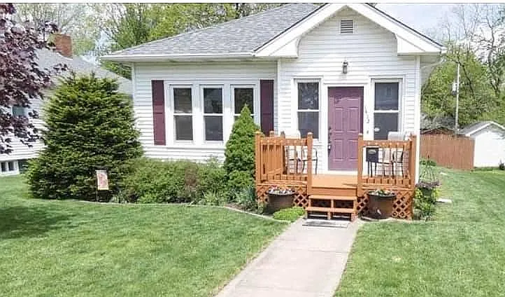 1412 N Logan St photo 1