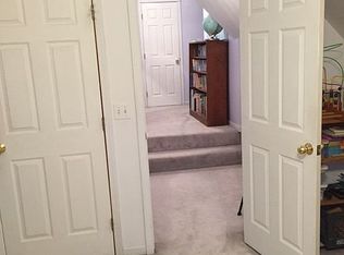 22 Cambridge Ct, Chelsea, MI