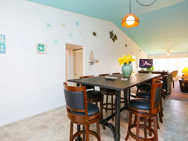 4030 Northlight Dr — Photo 6