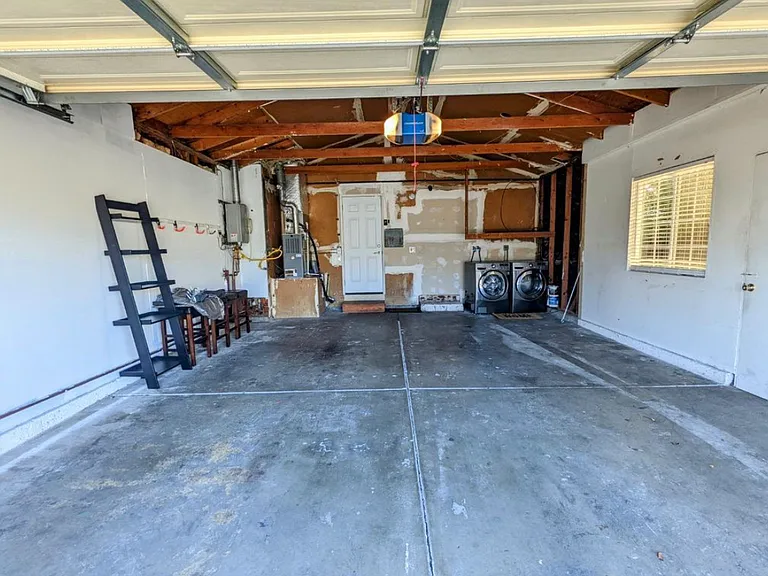 2511 Brenford Dr — Photo 10