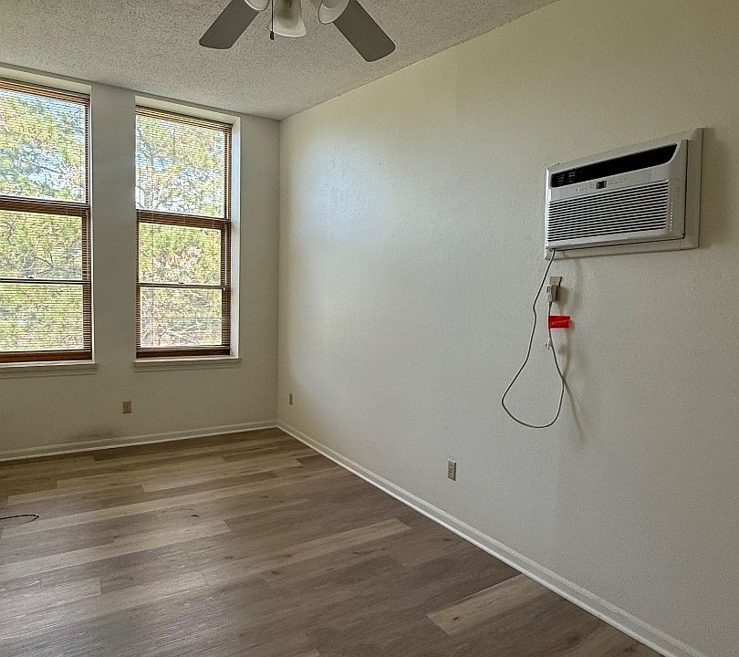 Unit Photo