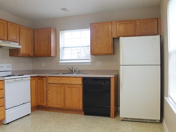 4th image of 223 Anthony Dr