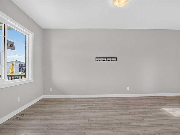 4th image of 1816 W Cornerstone Blvd NE