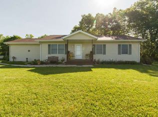 1726 S Main St, Kendallville, IN 46755