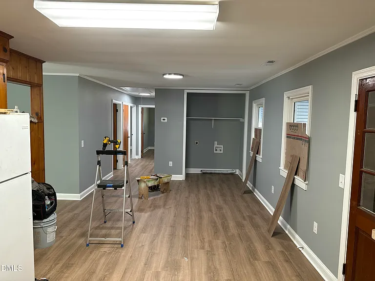 421 E Morisey Blvd — Photo 2