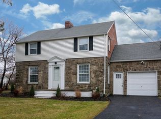 5475 Omega Ave, Bedford Heights, OH 44146