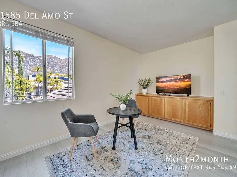 21585 Del Amo St — Photo 35
