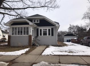 1115 Perry Ave, Racine, WI 53406