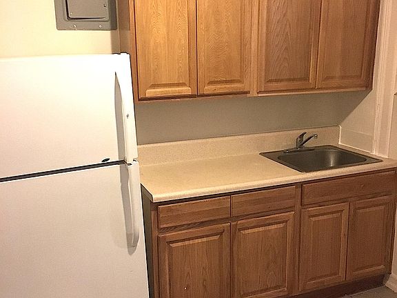 4th image of 20 Rollins St APT 2W