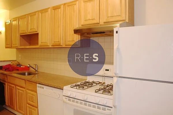 Rented by RES New York | media 15