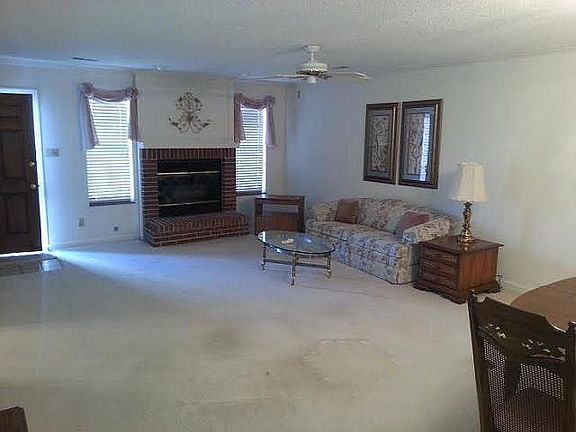 5th image of 805 Cedar Ln #C9
