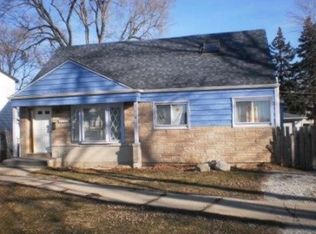 853 N Wolf Rd, Melrose Park, IL 60164